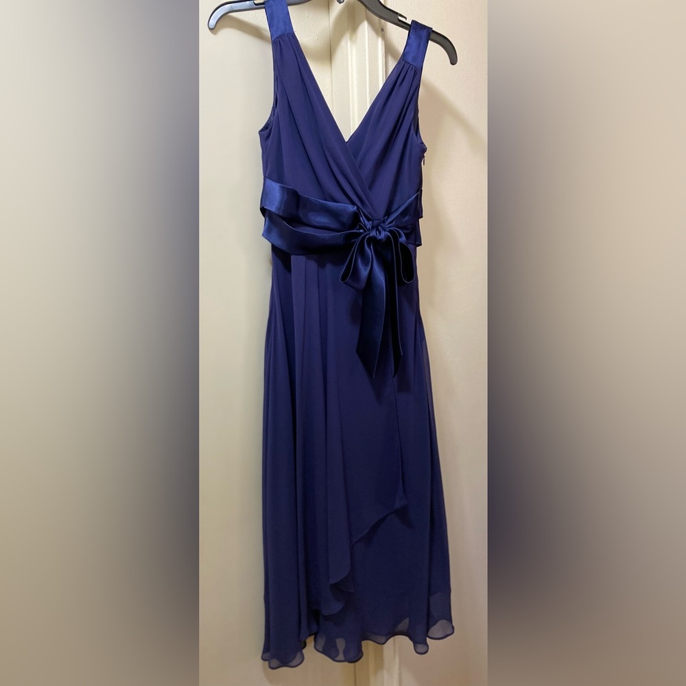 Navy blue chiffon dress perfect for a wedding guest. used in good condition